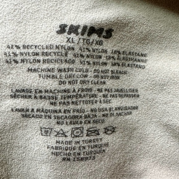 SKIMS Bodysuit Womens Extra Large Sculpting Brief Slimming Shapewear - Picture 6 of 6